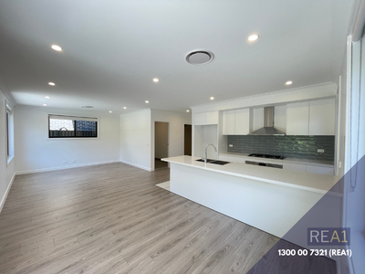 17 Blarneystone Avenue, Rouse Hill