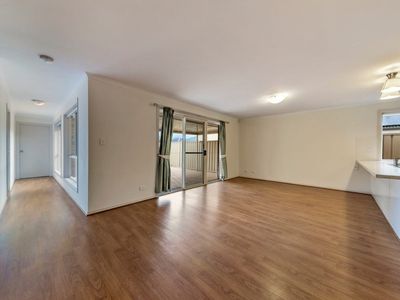 70 Light Avenue, Munno Para