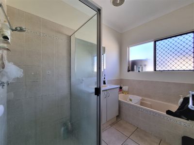 9 Antonia Close, Atherton