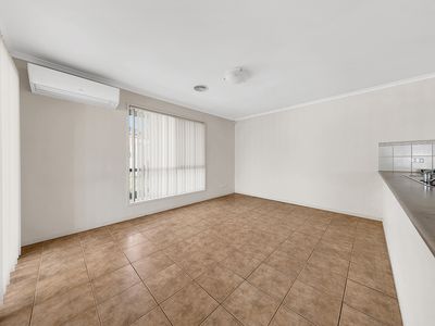 43 Bowral Loop, Craigieburn