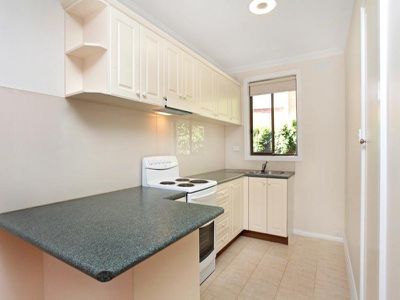 4 / 42 Middle Road, Maribyrnong