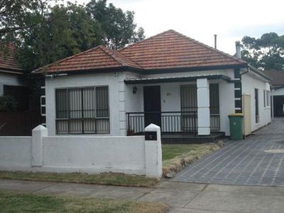 32 Koala Road, Greenacre