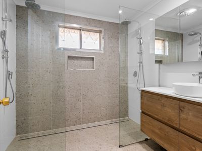 25 Addis Street, Lamington