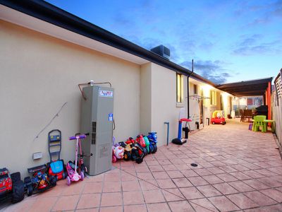 6 Tulsk Close, Hampton Park