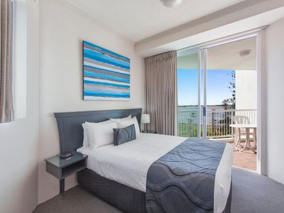 401 / 182 Marine Parade, Labrador