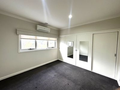 2 / 6 Borlase Street, Yallambie