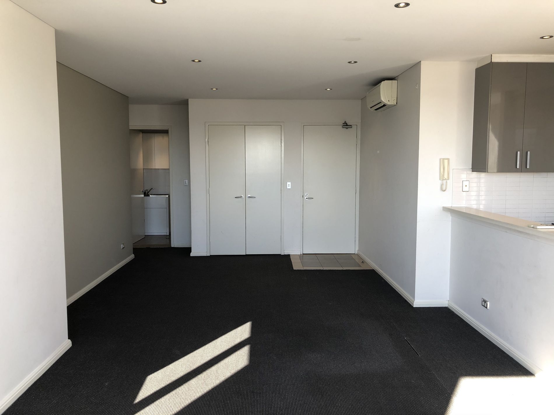 1024 / 6 Spring Street, Rosebery