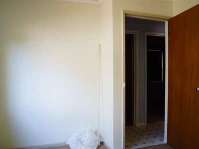 6 Felstead Avenue, Horsham
