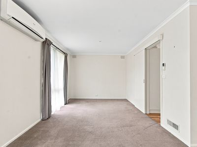 2 King Avenue, Sale