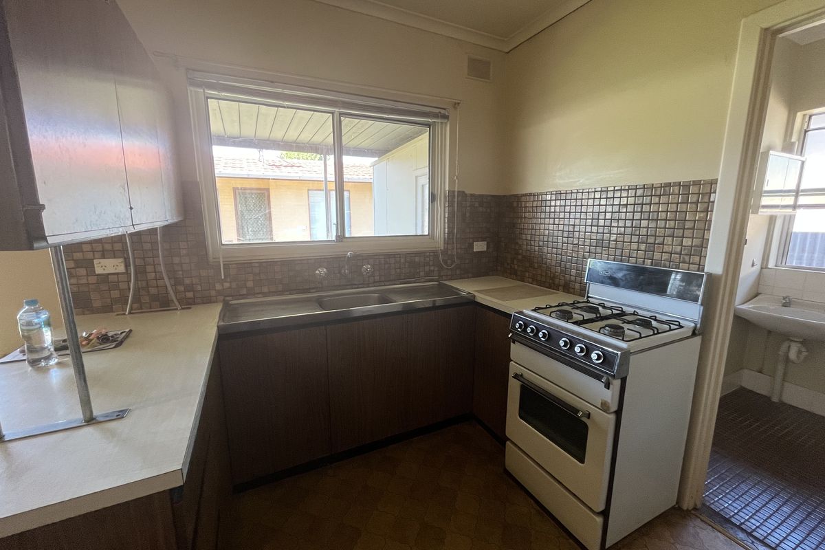 2 / 11 Ayredale Avenue, Clearview