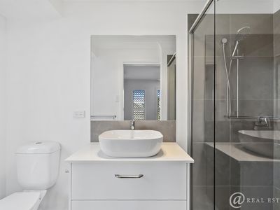 19 Burlington Street, Lammermoor