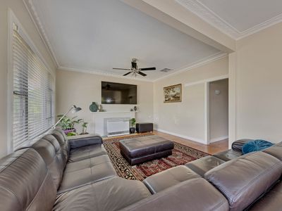 99 Swan Street, Wangaratta