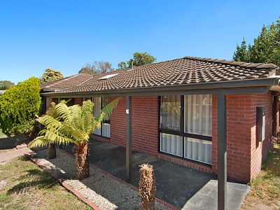 17 Worwong Avenue, Somerville