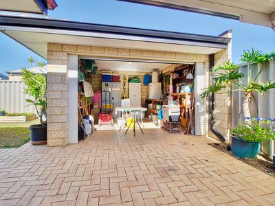 17 Amity Circuit , Shoalwater
