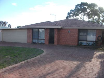 7 Dennell Court, Marangaroo