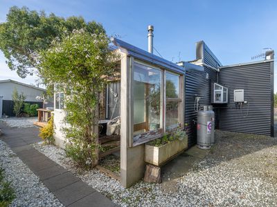 28 James Street, Riverton