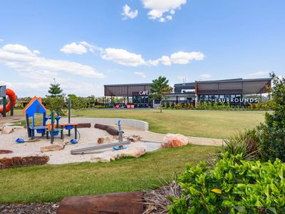 4 Laurel Drive, Helensvale