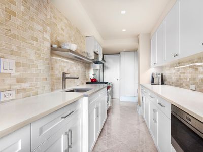 unit 15h / 11 5th Avenue, Manhattan, NY, International