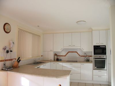 1 / 70 The Southern Parkway, Forster