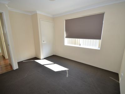 4 Ashendon Boulevard, Hammond Park