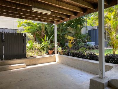 65 Woodlands Drive, Rochedale South
