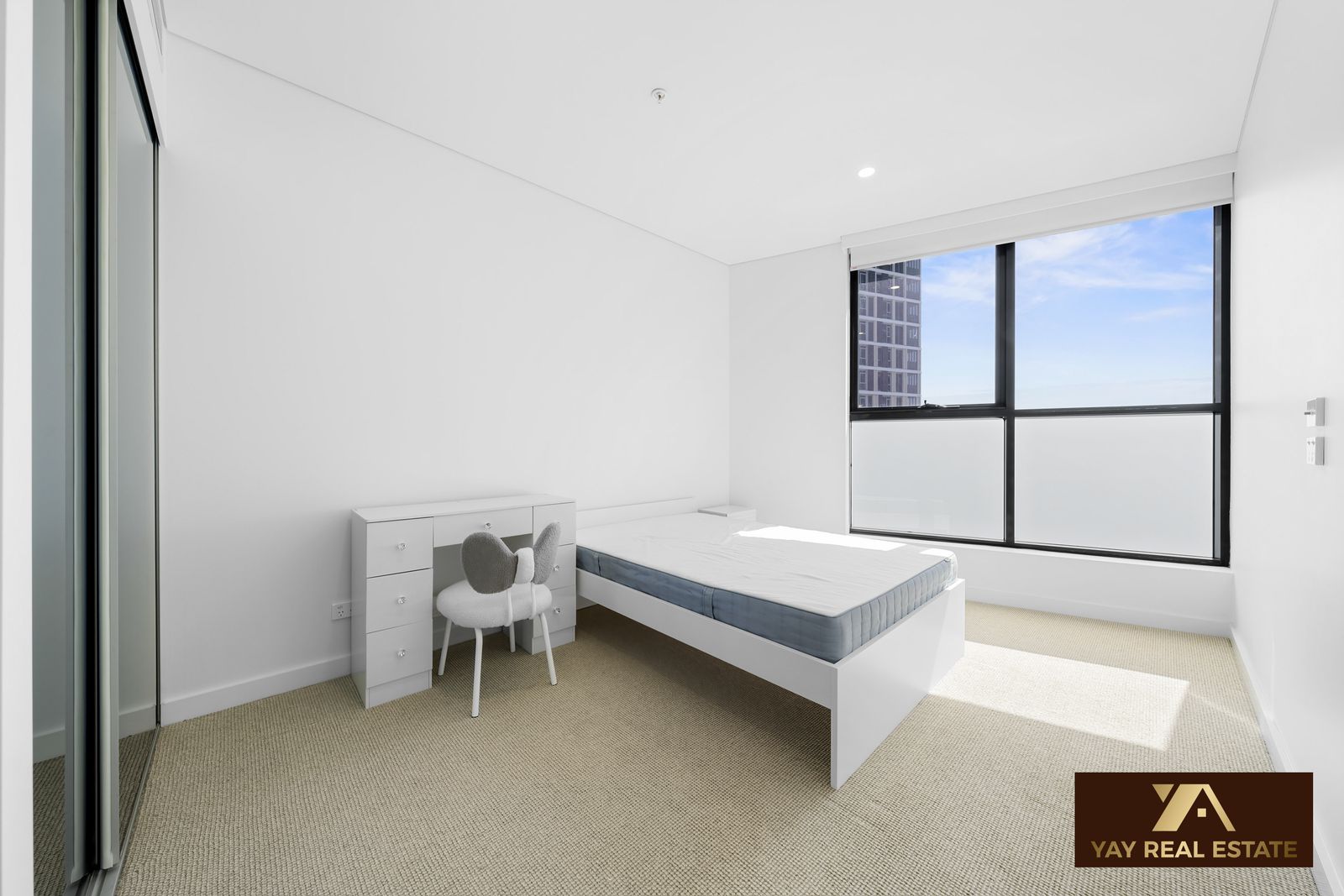 209 / 4 Finch Drive, EASTGARDENS