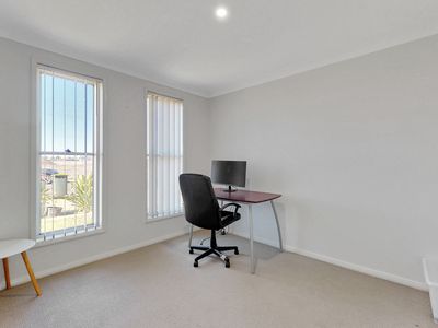 20 Hindmarsh Esplanade, Dubbo