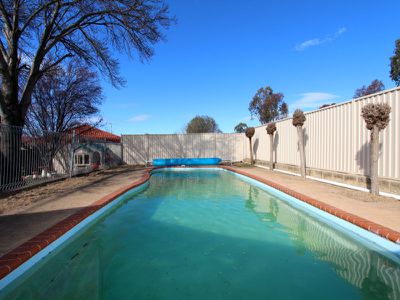 10 Dale Place, Windradyne