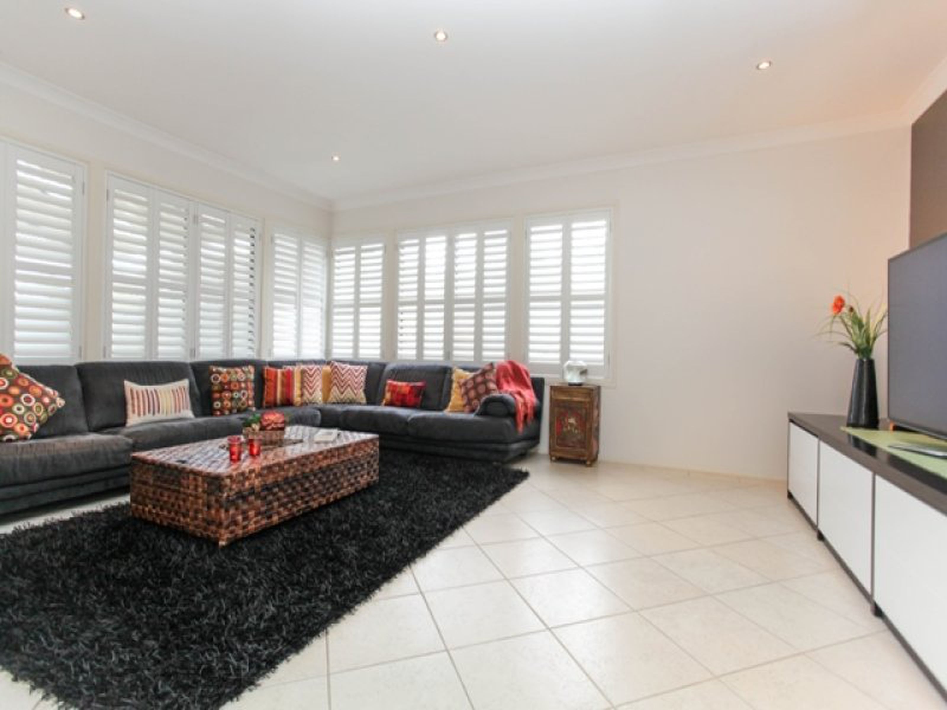 74 Glengarry Drive, GLENMORE PARK