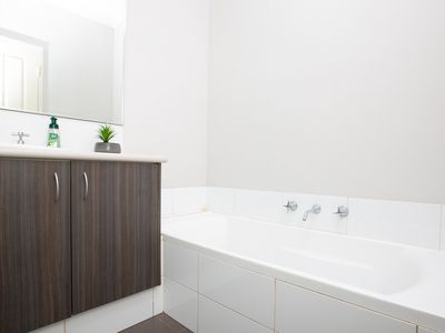 8 Threadfin Loop, South Hedland