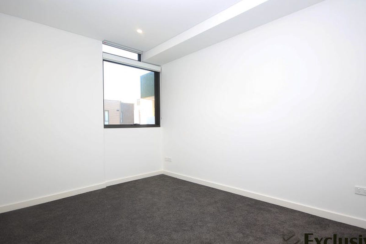 306A / 40 Loftus Crescent, Homebush