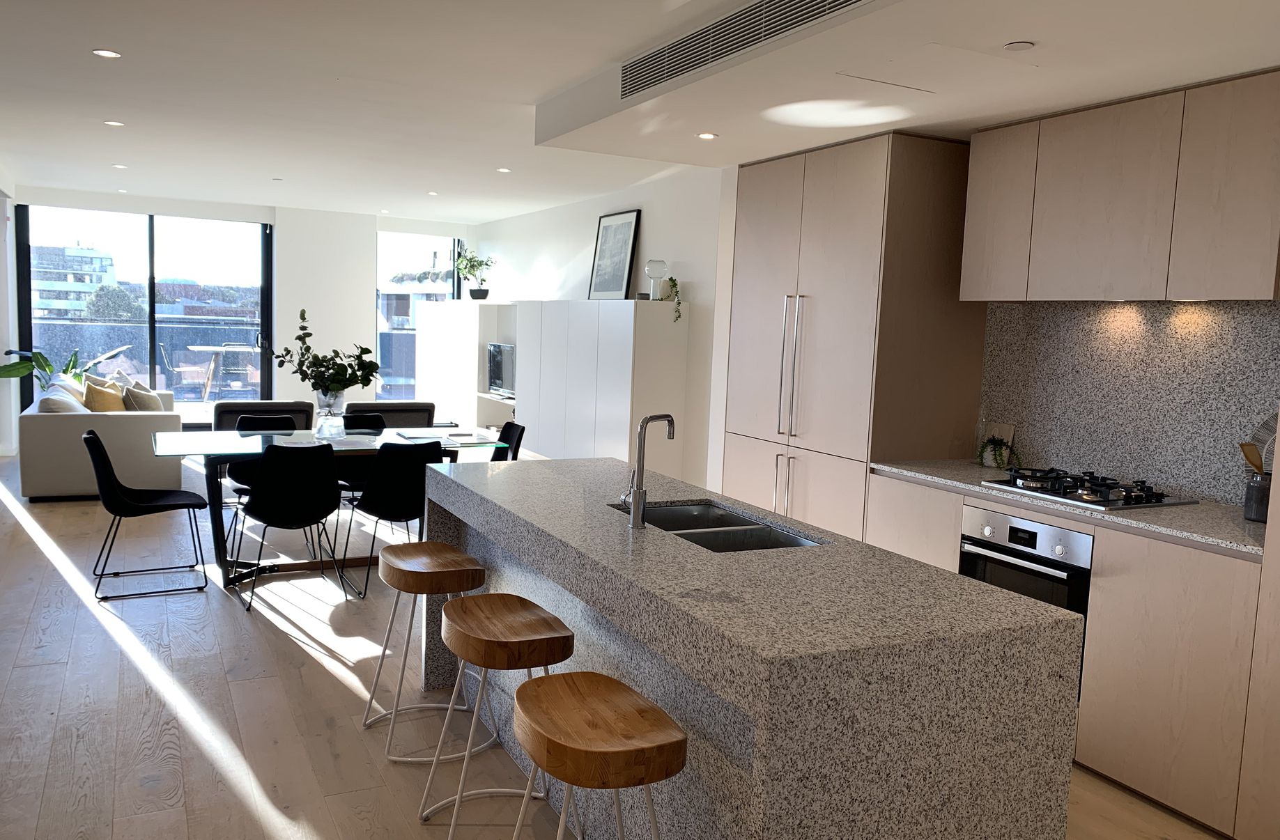 2-1303 / 112 Adderley St, West Melbourne