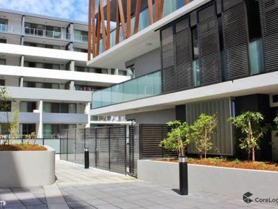 603 / 2A Charles Street, Canterbury