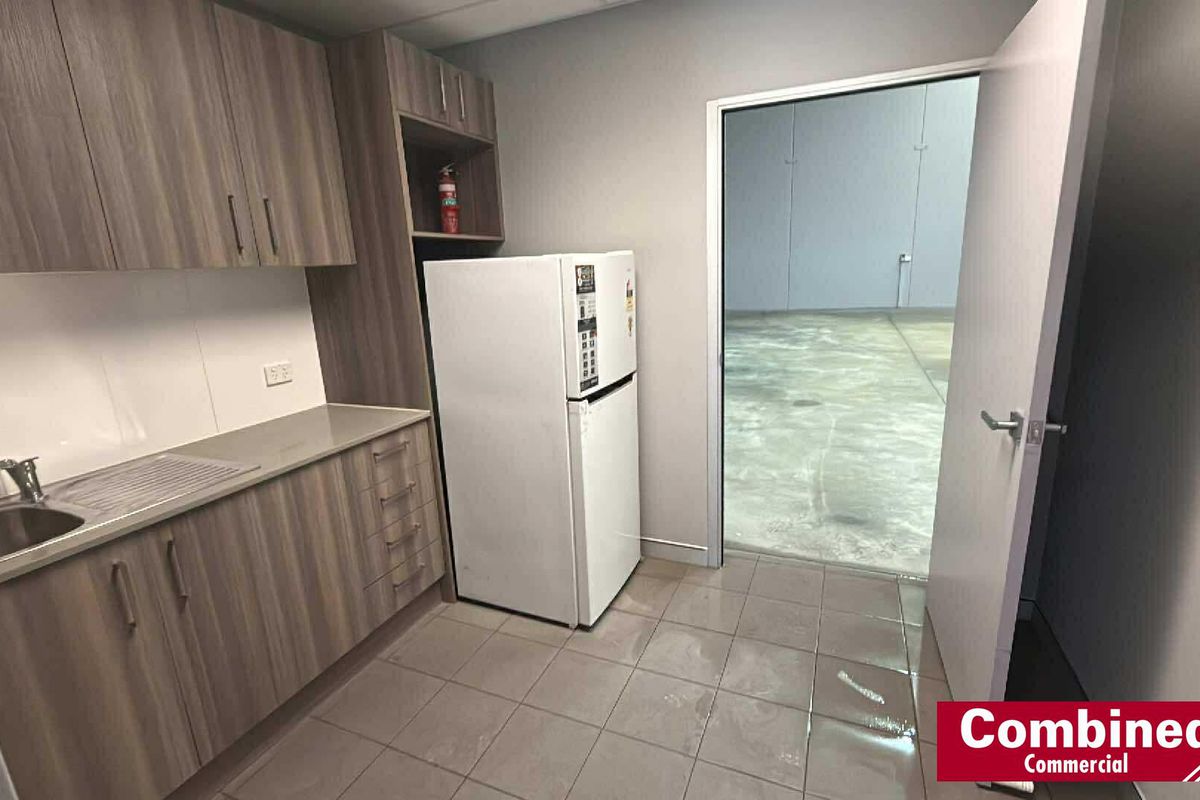 4 / 11-19 Waler Crescent, Smeaton Grange