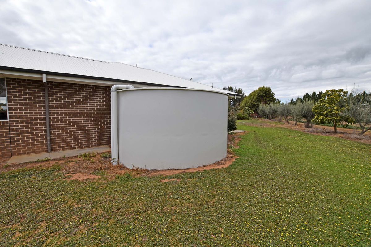 2 Jenmar Drive, Kyabram