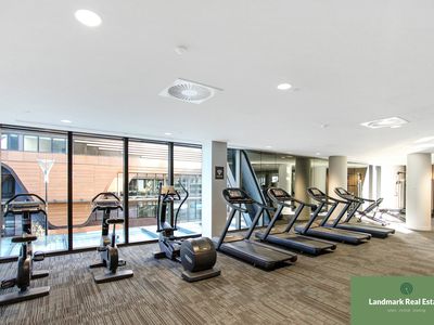 2112N / 883 Collins Street, Docklands