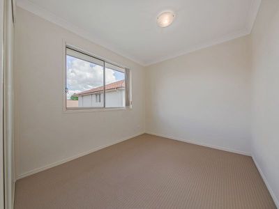 18/27 Epala Street, Carina