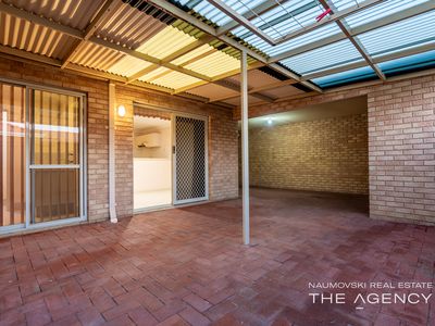 2 / 5 Barker Avenue, Balcatta