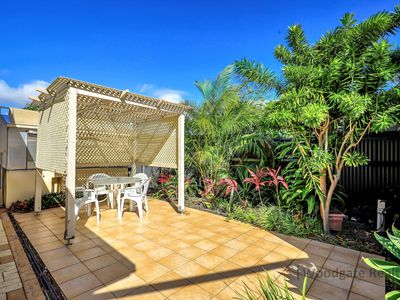 27 Coral Sea Dr, Woodgate