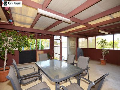19 BUNKER AVENUE, Urraween