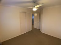 27 / 8 Honeysuckle Way, Calamvale