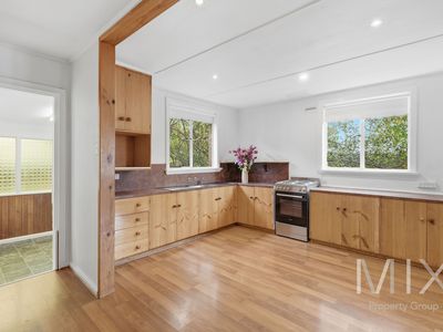 49 Sugarloaf Road, Risdon Vale