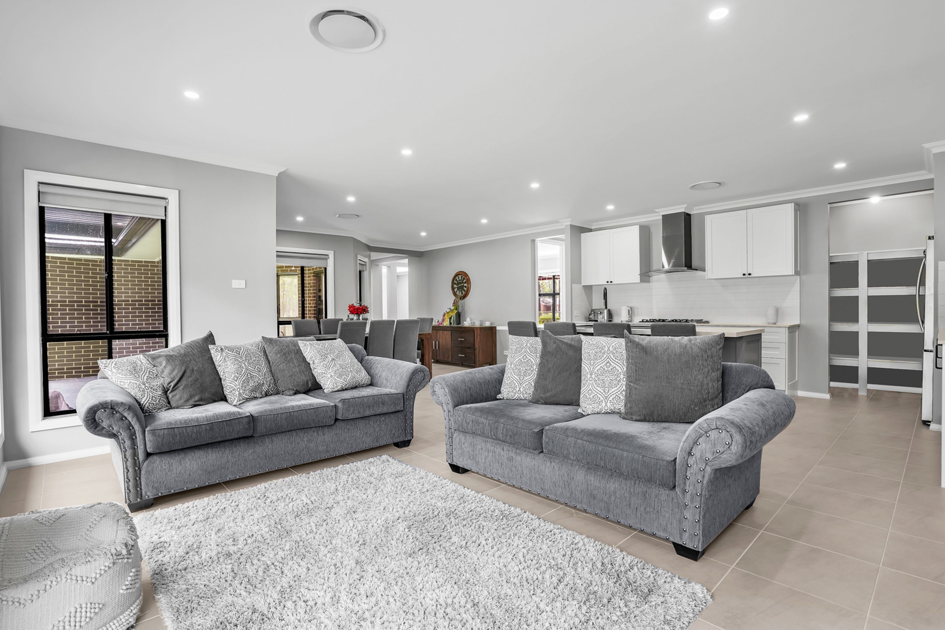 150 Rickards Road, CASTLEREAGH