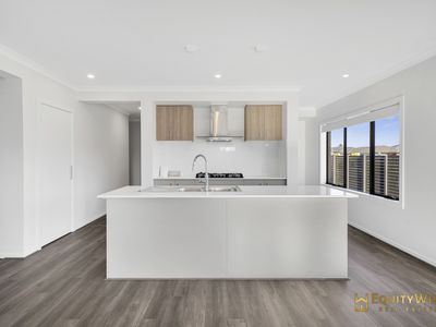 10 Stanmore Crescent, Wyndham Vale