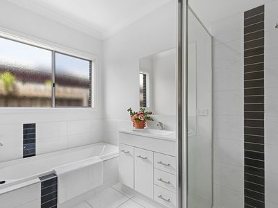 2 / 16 Xavier Court, Werribee