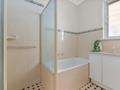 4 Seaview Grove, Blair Athol