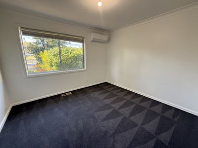 18 Walter Bull Crescent, Griffith