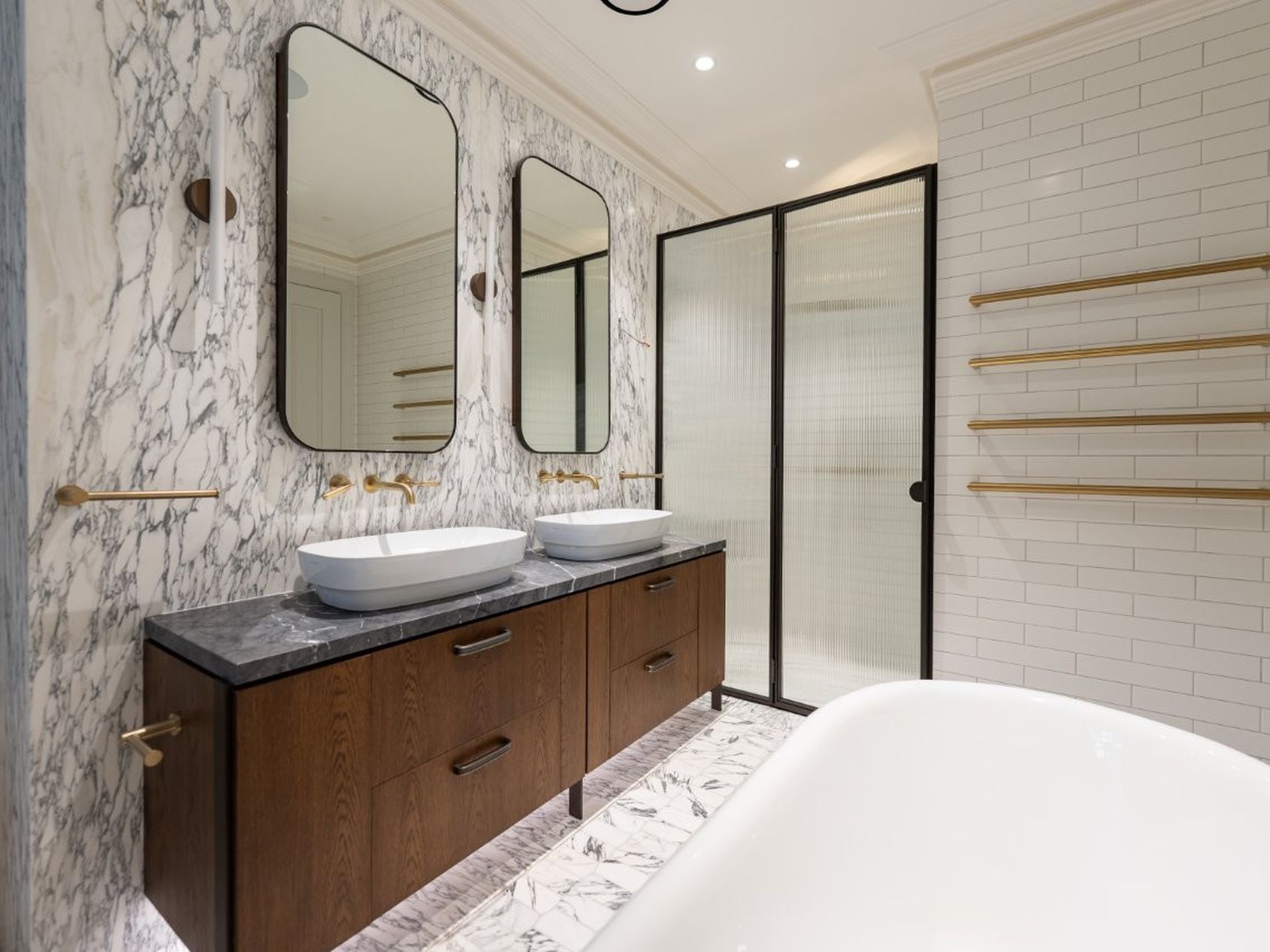 2 / 147 Darling Point Road, Darling Point