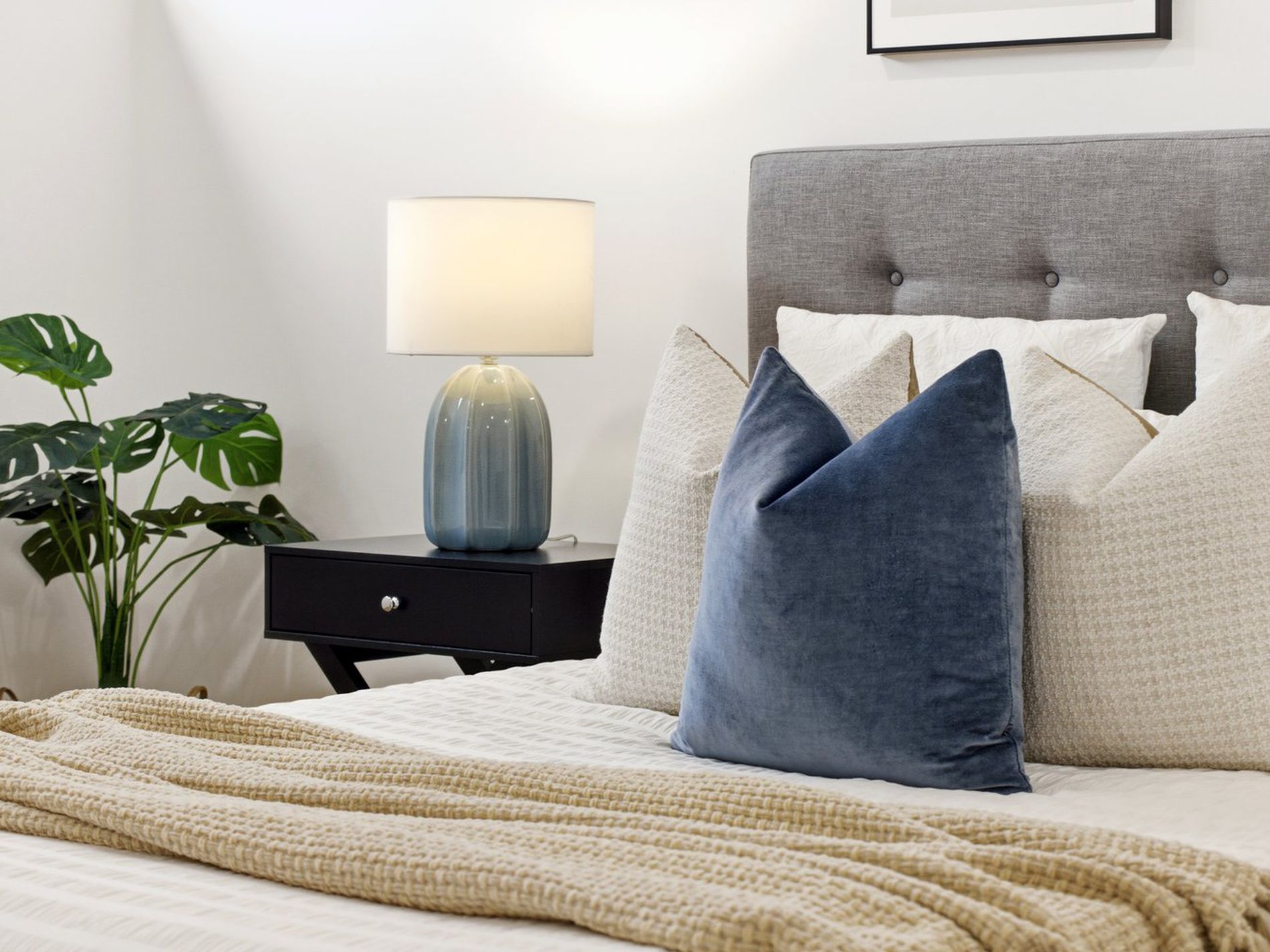 Townhouse / 9-9a Old Berowra Road, Hornsby