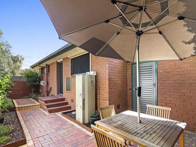 1 / 16 Callander Road, Pascoe Vale